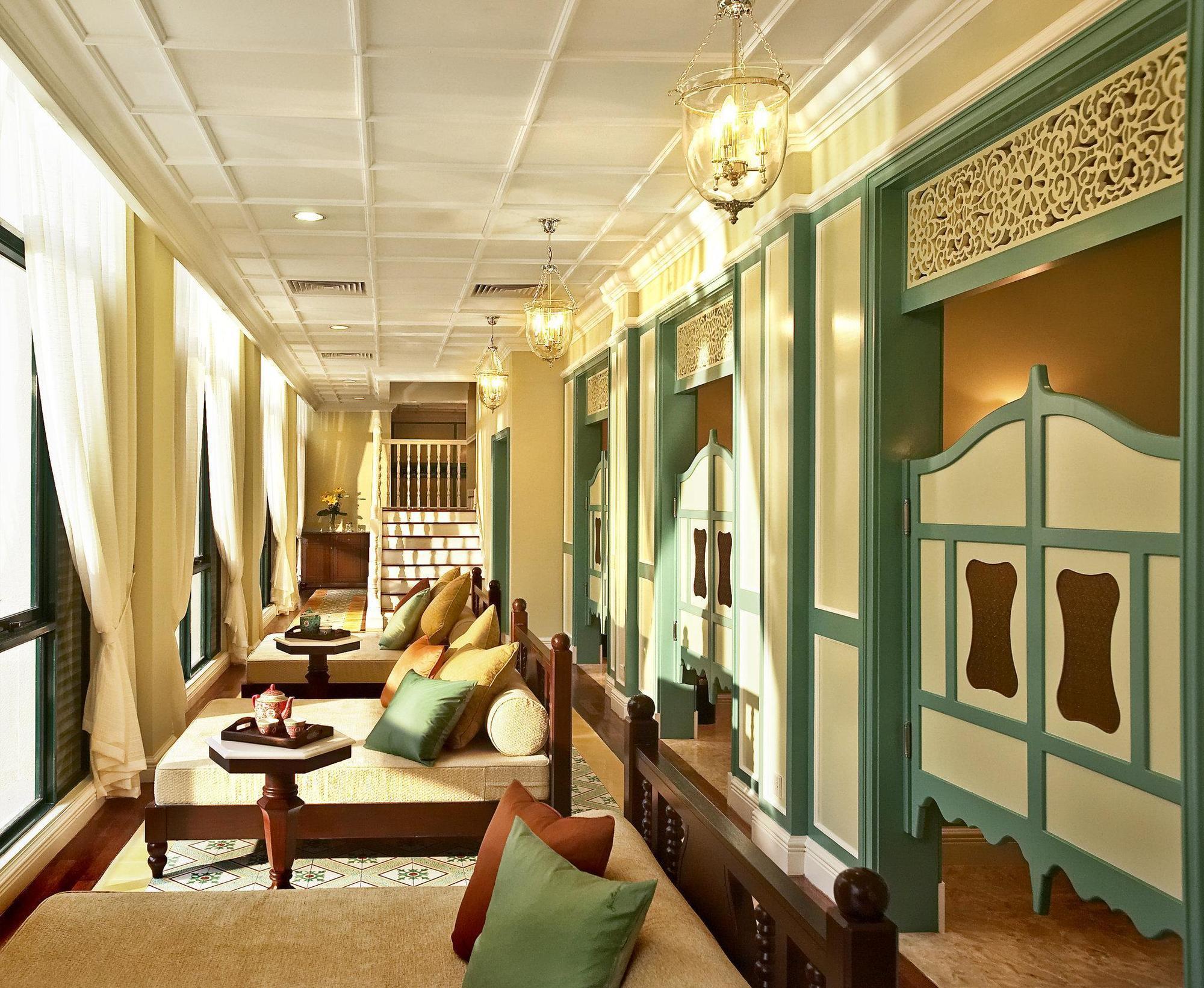 The Majestic Malacca Hotel - Small Luxury Hotels Of The World Exterior photo Interior of the hotel